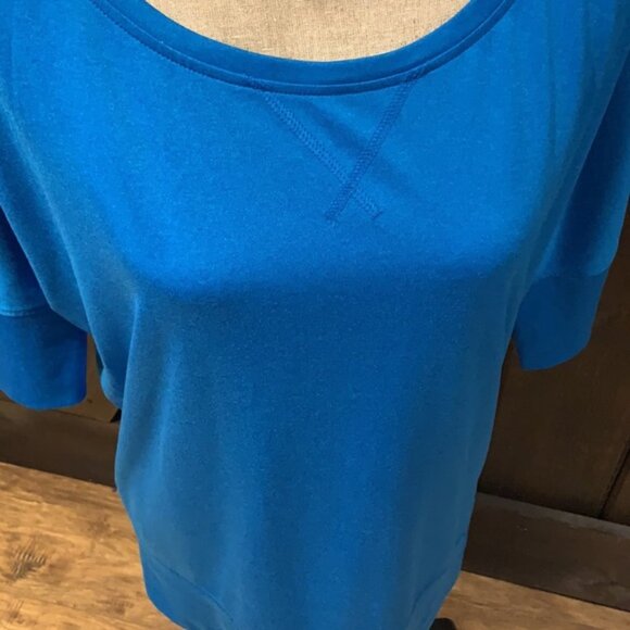 Champion loose fit workout top - Picture 2 of 10